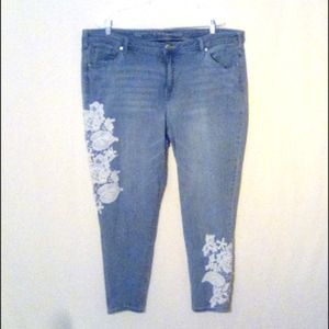 Lane Bryant Light blue Jeans with White Lace Sz 22